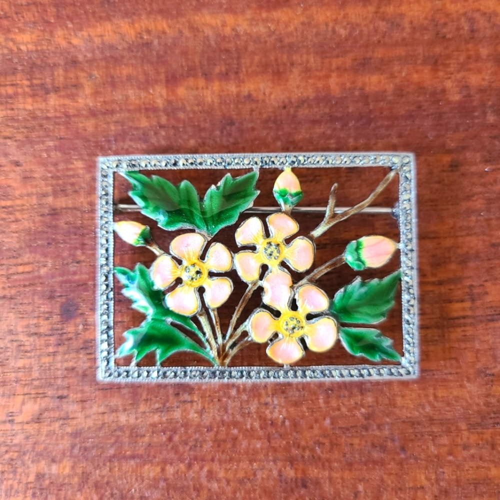 Vintage 1960's Floral Brooch